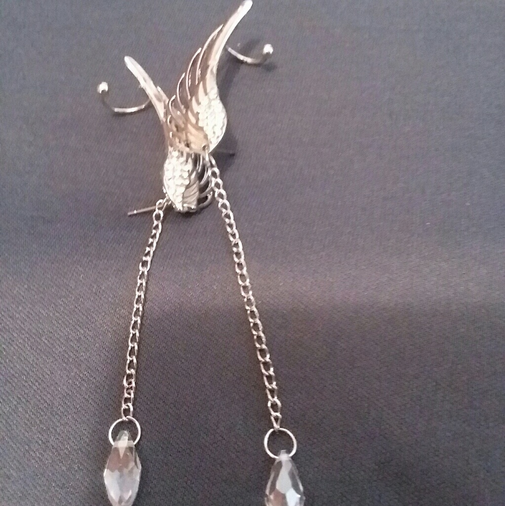 Angel wing pierce ear cuff
